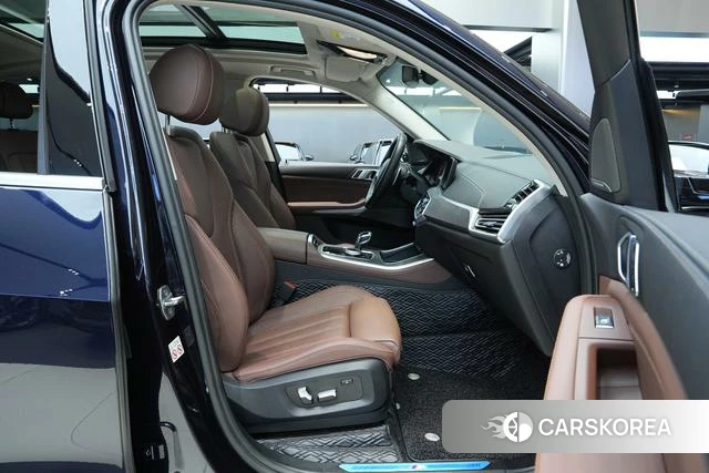 BMW X5 2021 Черный из Китая, фото 4