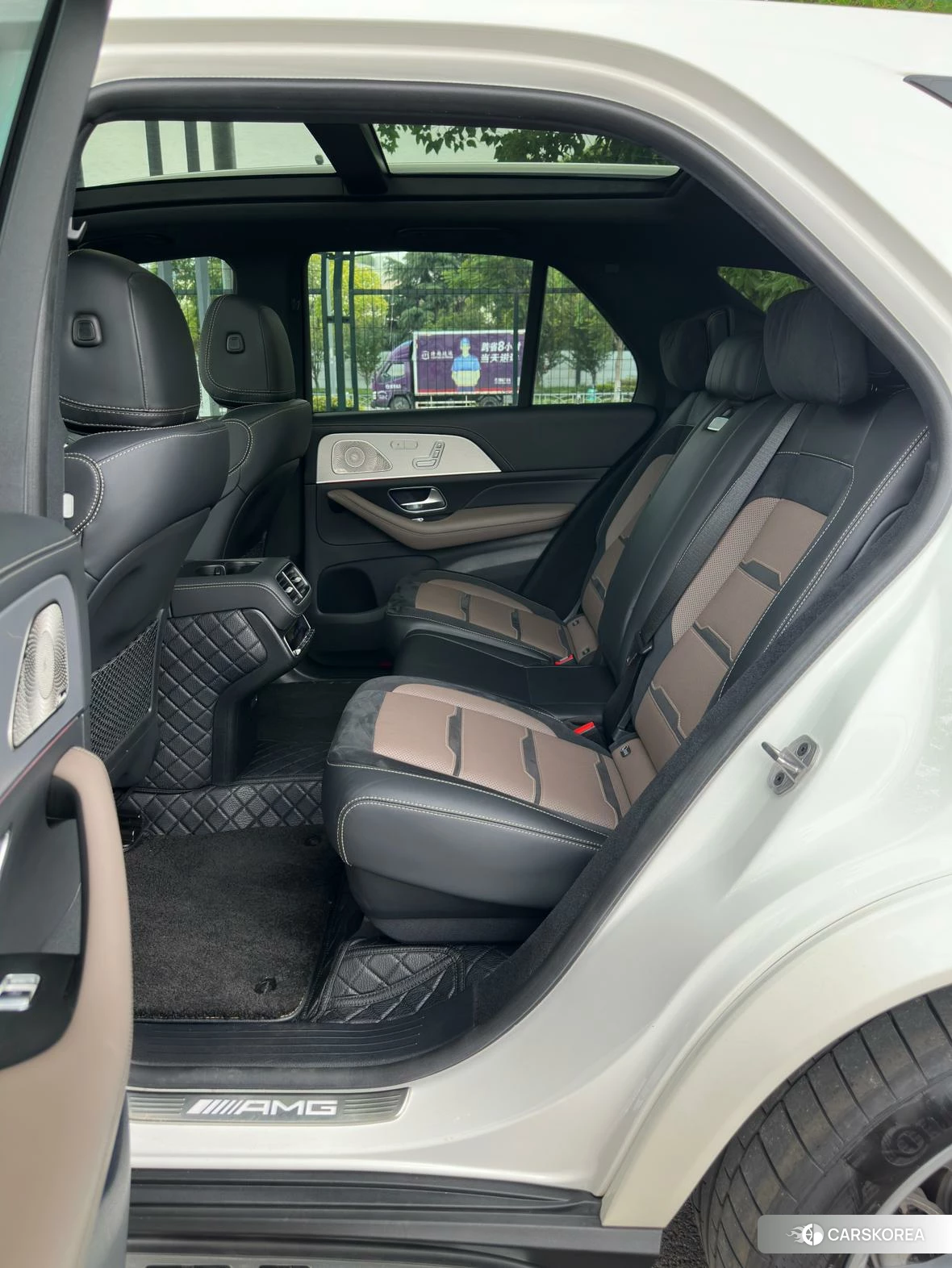 Mercedes-Benz AMG GLE 2023 Белый из Китая, фото 4