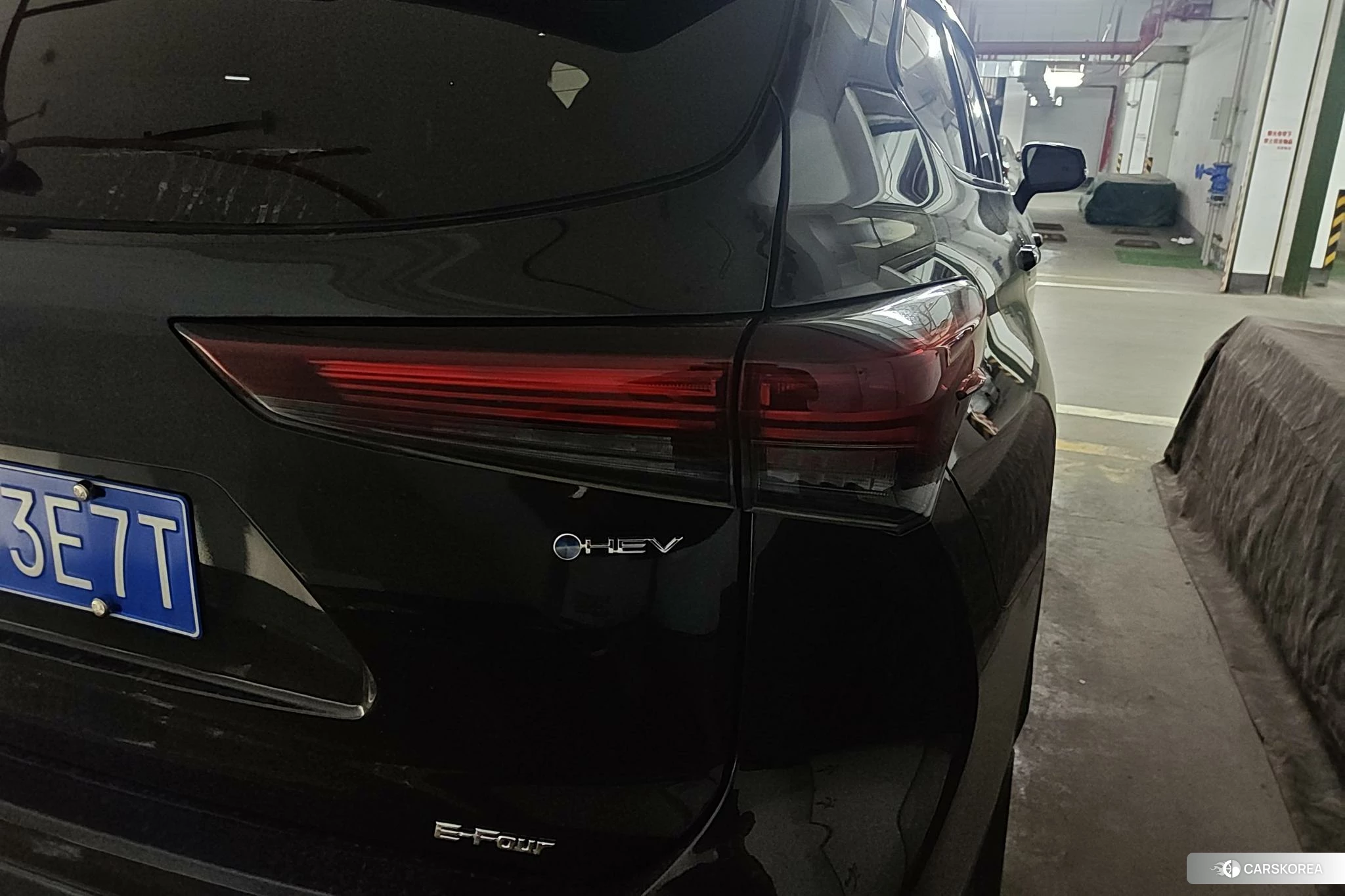 Toyota Crown 2024 Черный из Китая, фото 4