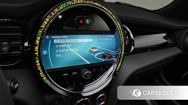 Mini Cooper Convertible 2024 Серебристо-серый из Кореи, фото 4