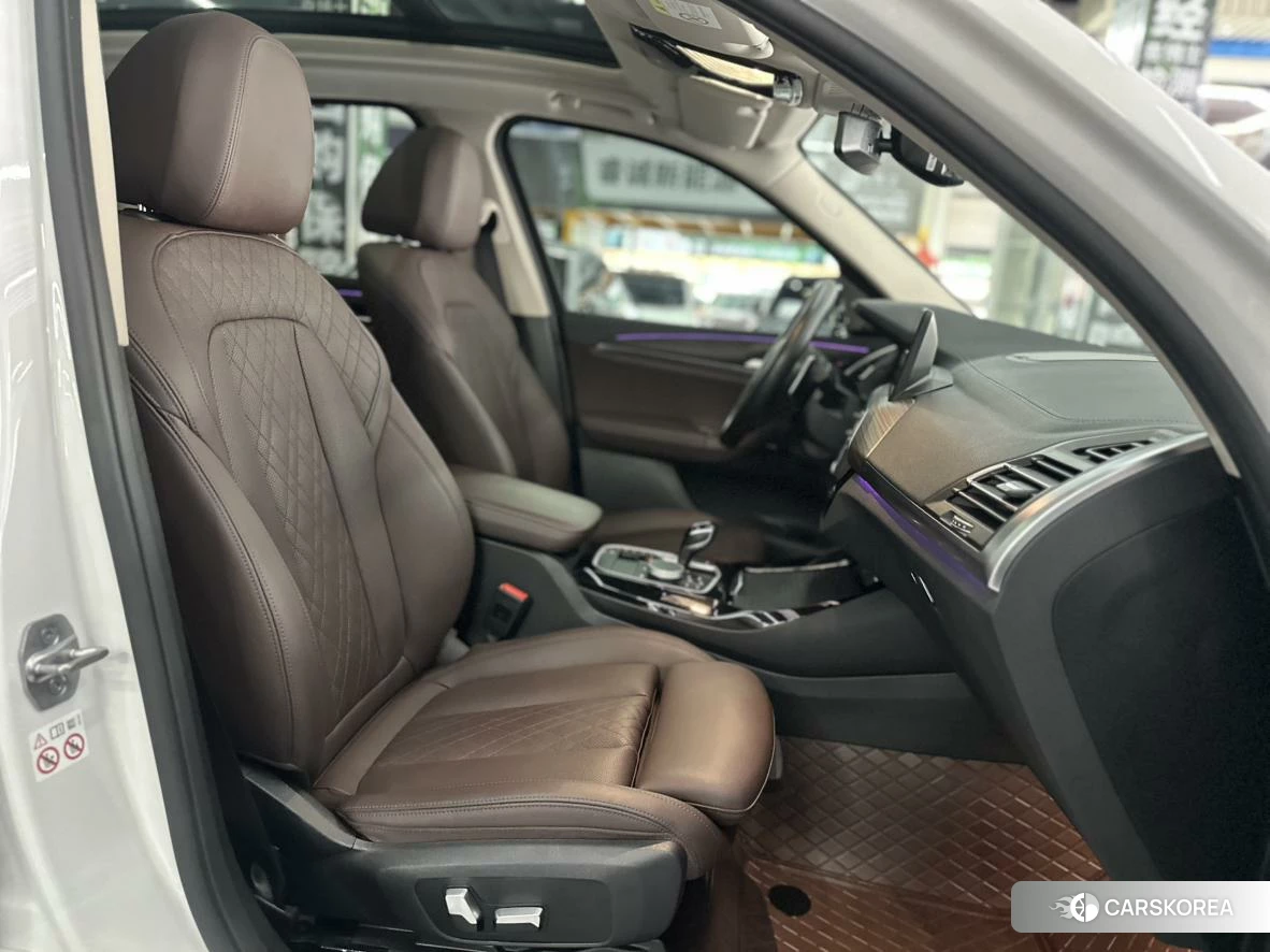 BMW X3 2021 Белый из Китая, фото 4