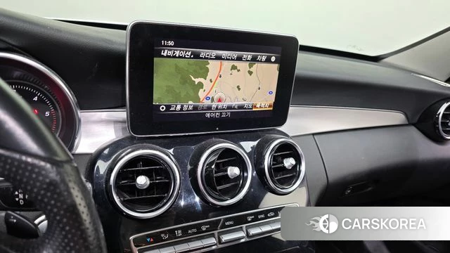 Mercedes-Benz C-Class W205 2018 Белый из Кореи, фото 4