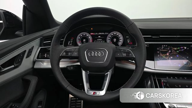 Audi Q8 (4M) 2024 Черный из Кореи, фото 4