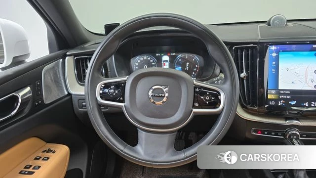 Volvo XC60 second Generation 2018 Белый из Кореи, фото 4