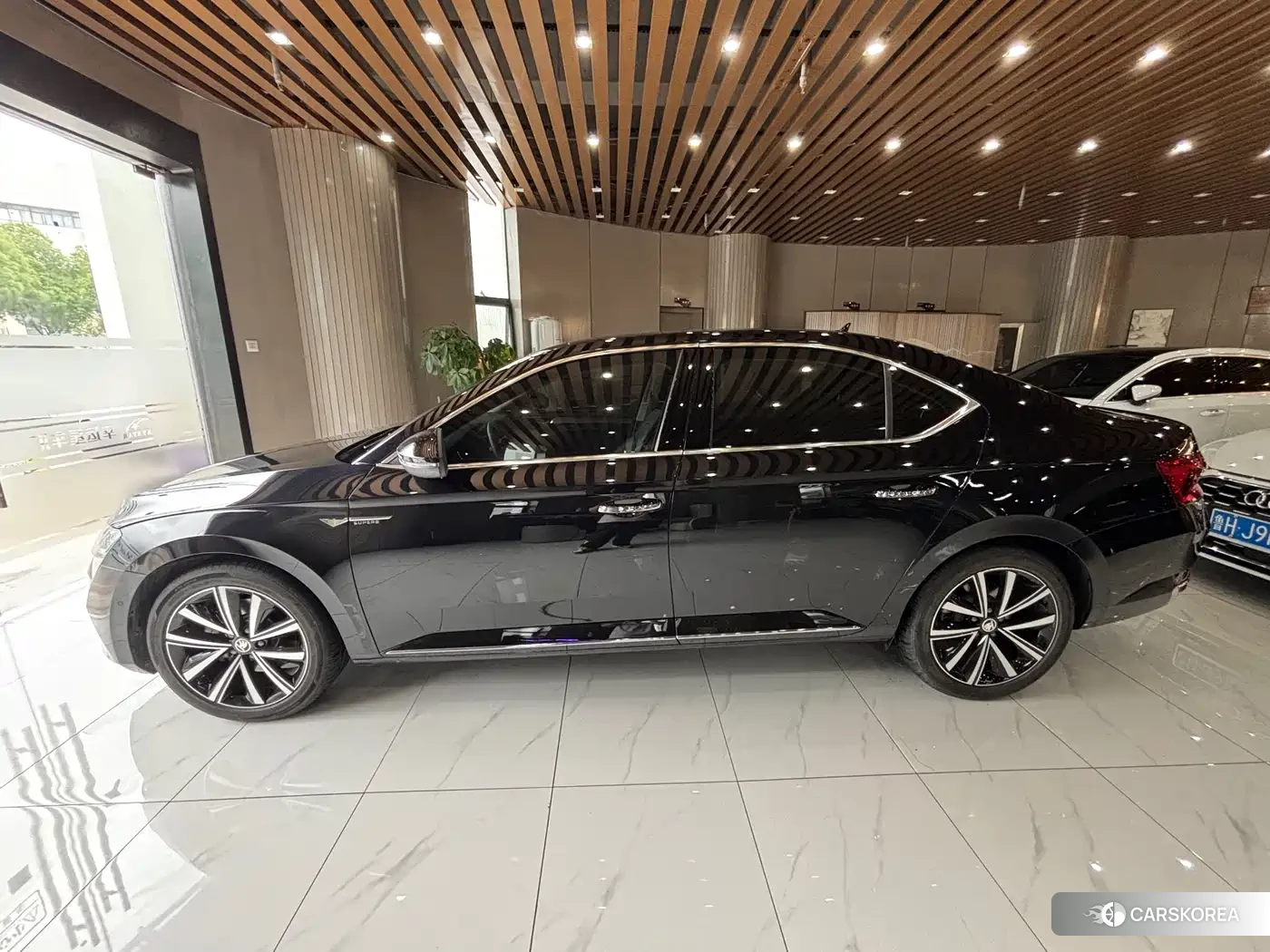Skoda Superb 2025 Черный из Китая, фото 4