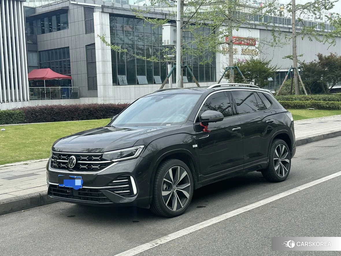 Volkswagen Tayron 2023 Черный из Китая, фото 4