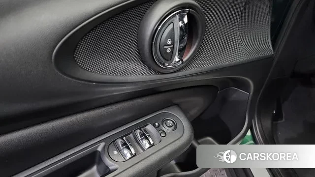 Mini Cooper D Clubman 2018 Зеленый из Кореи, фото 4
