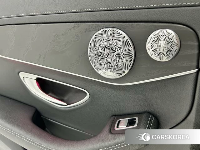 Mercedes-Benz C-class 2021 Белый из Китая, фото 4