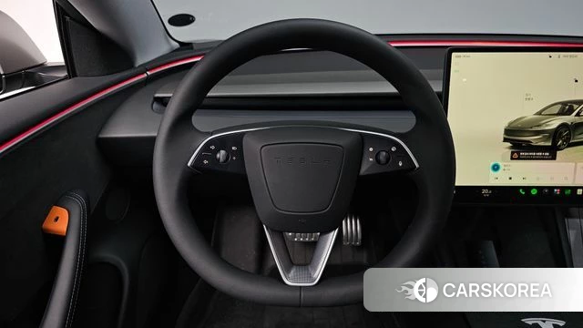 Tesla Model 3 2024 Серебристо-серый из Кореи, фото 4