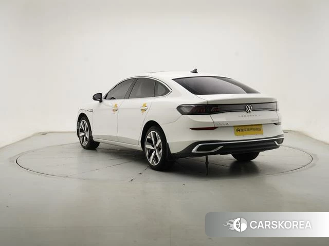 Volkswagen Lamando 2023 Белый из Китая, фото 4