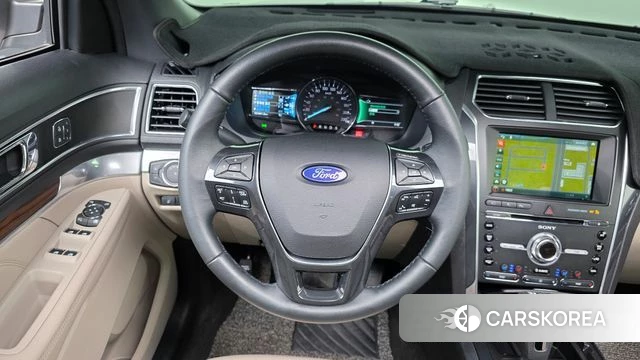 Ford Explorer 2018 Белый из Кореи, фото 4