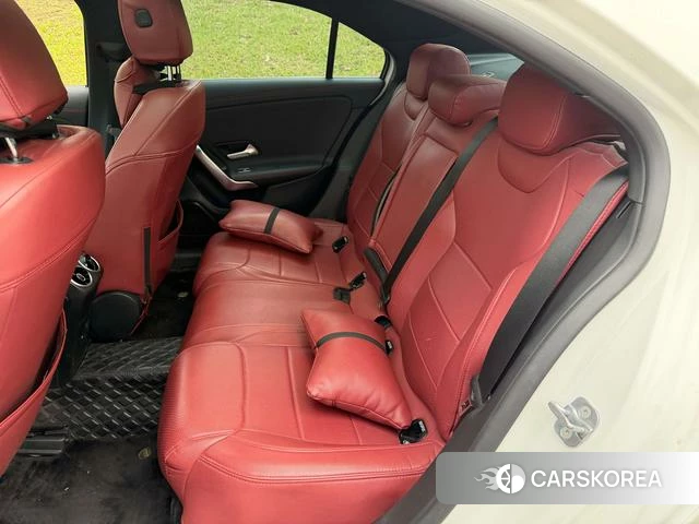 Mercedes-Benz A-Class 2024 Белый из Китая, фото 4