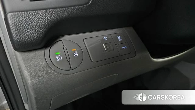 Hyundai The New Grand Starex 2018 Серебристо-серый из Кореи, фото 4