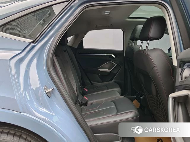 Audi Q3 Sportback 2022 Синий из Китая, фото 4