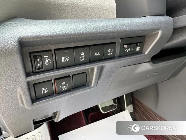 Toyota Granvia 2024 Белый из Китая, фото 4