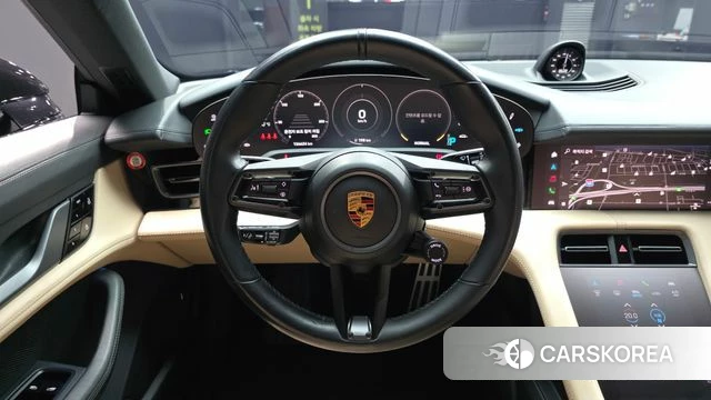 Porsche Taycan 2021 Черный из Кореи, фото 4