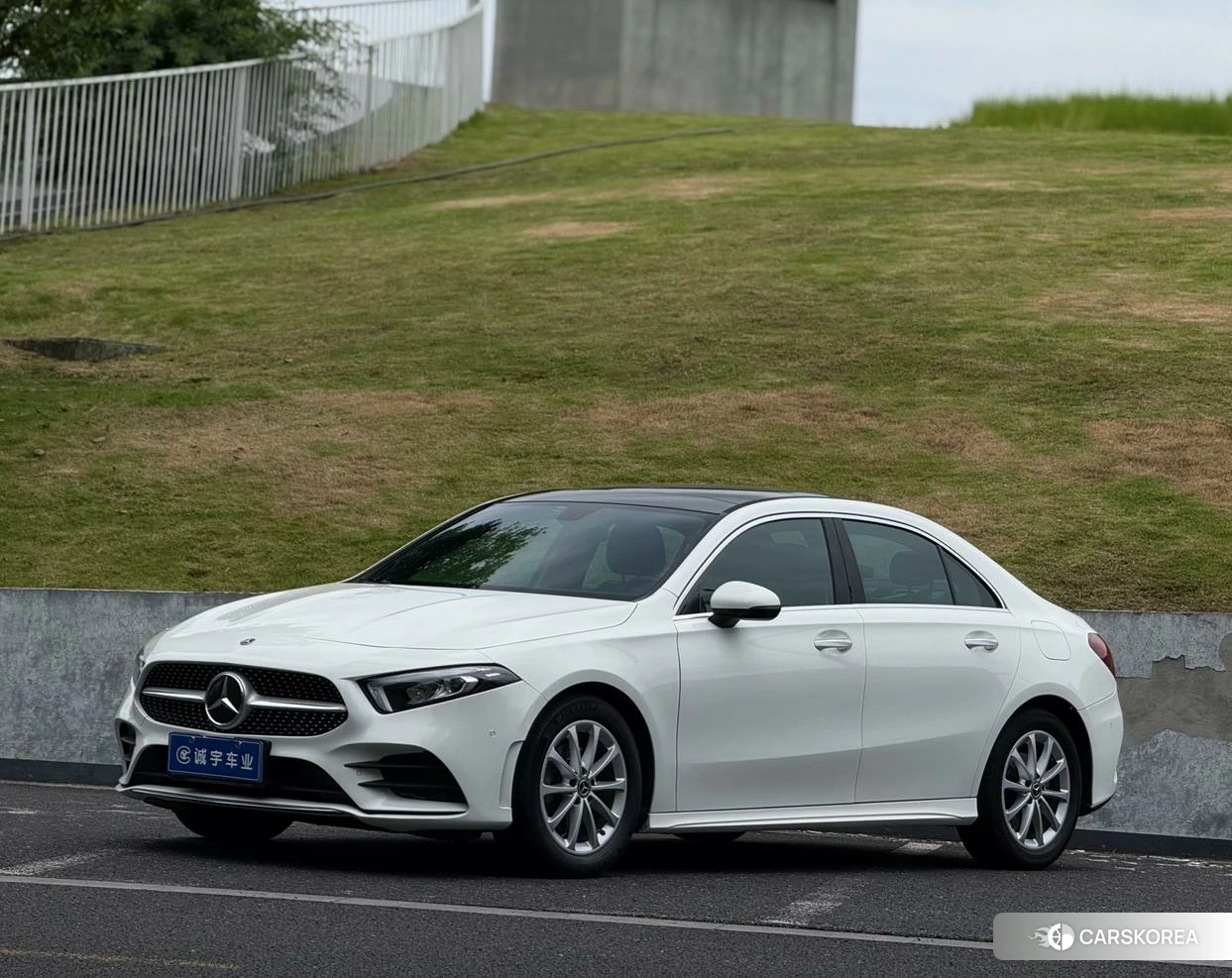 Mercedes-Benz A-Class 2021 Белый из Китая, фото 4
