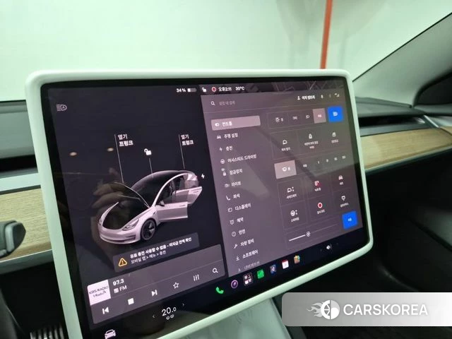 Tesla Model 3 2022 Белый из Кореи, фото 4