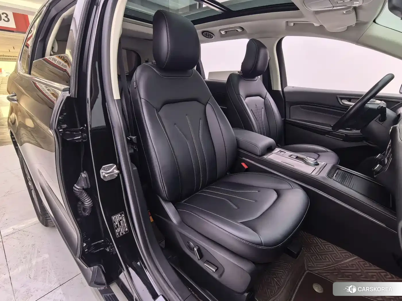 Ford Edge 2022 Черный из Китая, фото 4