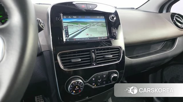 Renault Korea (Samsung) Clio 2019 Белый из Кореи, фото 4