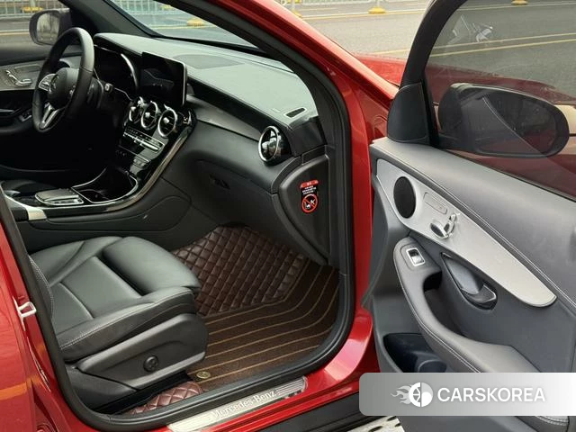 Mercedes-Benz GLC 2021 Красный из Китая, фото 4