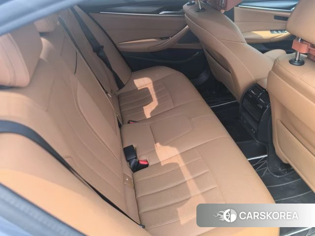 BMW 5 series 2021 Темно-серый из Китая, фото 4