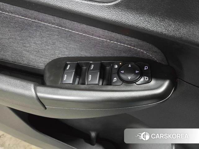 Chevrolet (GM Daewoo) Trailblazer 2021 Белый из Кореи, фото 4