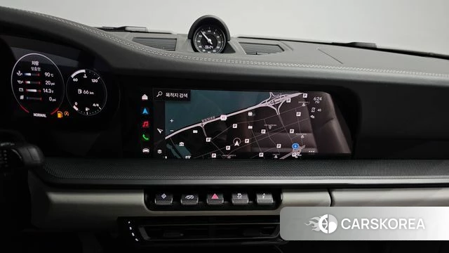 Porsche 911(992) 2022 Серебристо-серый из Кореи, фото 4