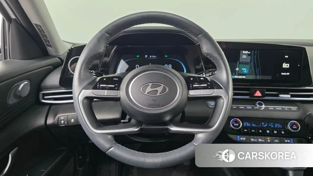Hyundai The New Avante (CN7) 2023 Белый из Кореи, фото 4