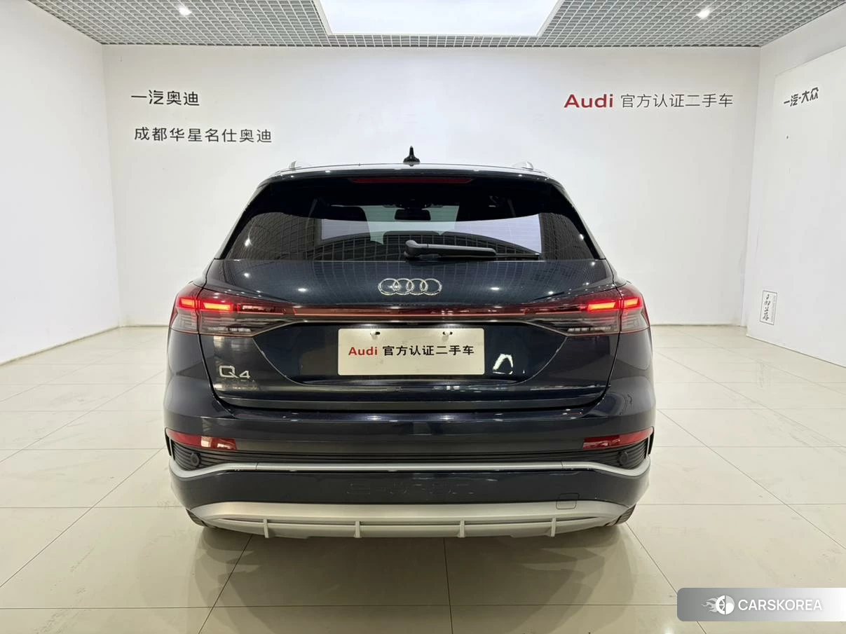 Audi Q4 2023 Синий из Китая, фото 4