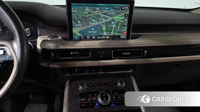 Lincoln Aviator 2nd generation 2022 Белый из Кореи, фото 4