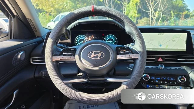 Hyundai The New Avante (CN7) 2023 Белый из Кореи, фото 4