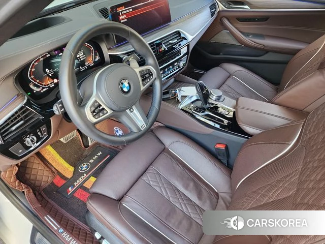 BMW 5 Series (G30) 2020 Белый из Кореи, фото 4