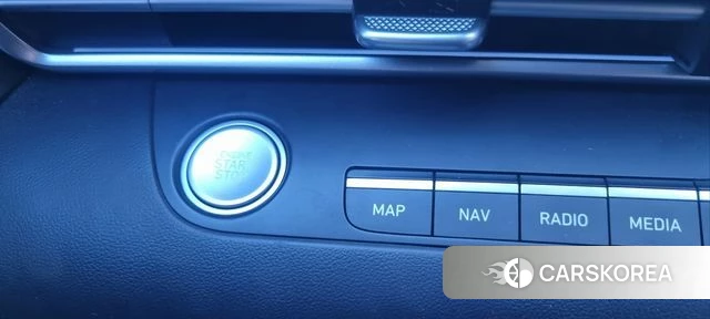 Hyundai The New Avante (CN7) 2023 Белый из Кореи, фото 4