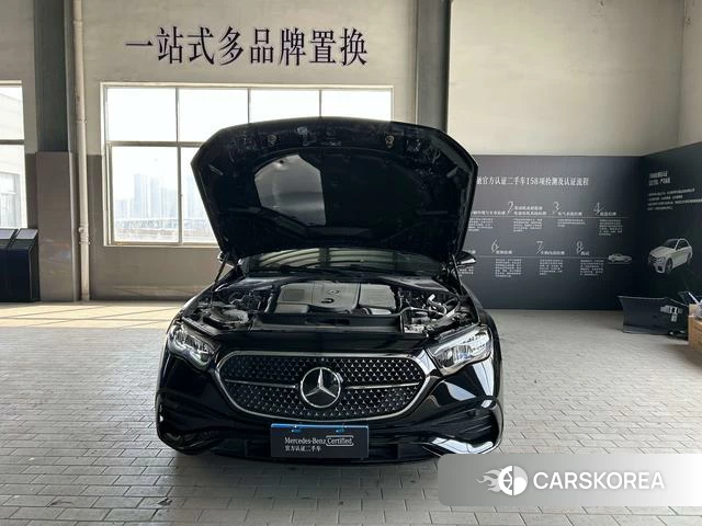 Mercedes-Benz E-Class 2025 Черный из Китая, фото 4