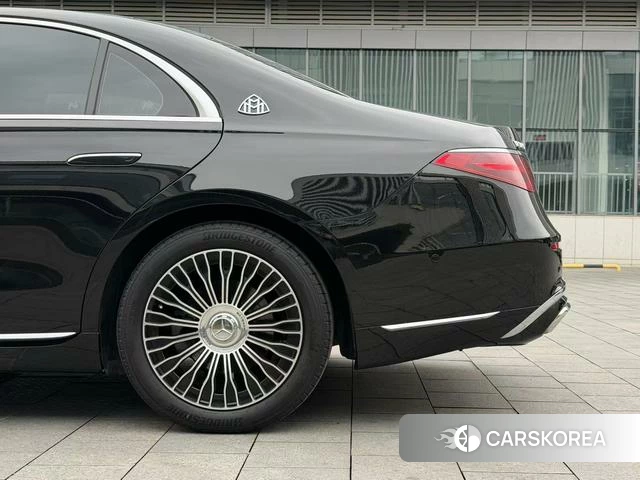 Mercedes-Benz S-Class 2023 Черный из Китая, фото 4