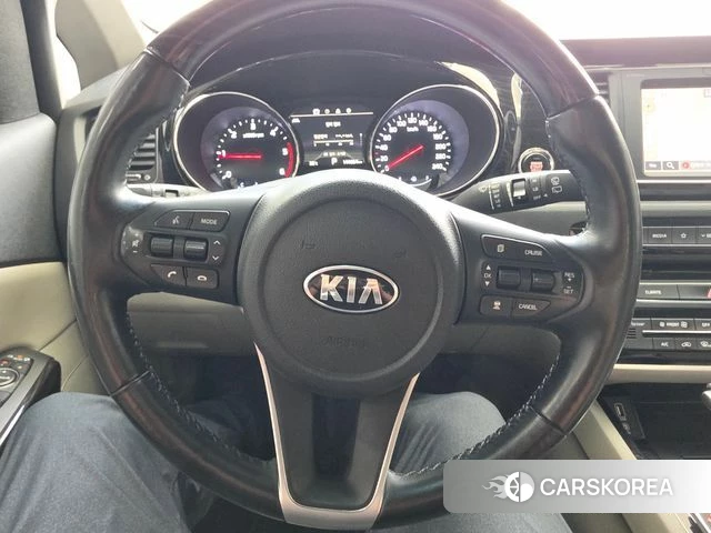 Kia The New Carnival 2018 Черный из Кореи, фото 4