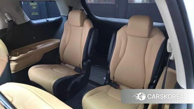 Kia Carnival 4th generation 2023 Белый из Кореи, фото 4