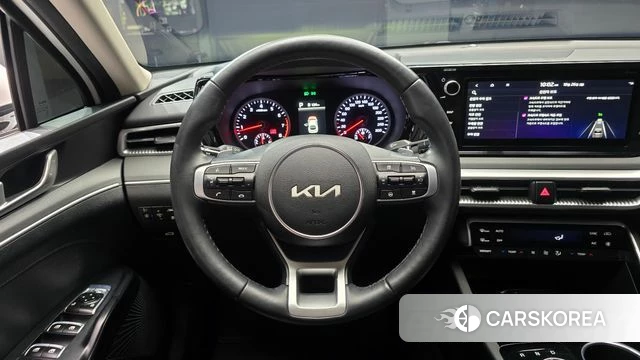 Kia K5 3rd generation 2022 Белый из Кореи, фото 4