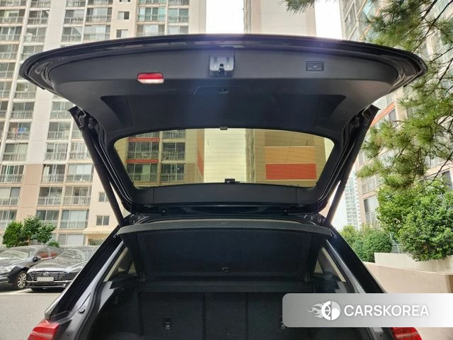 Volkswagen Tiguan second Generation 2021 Черный из Кореи, фото 4