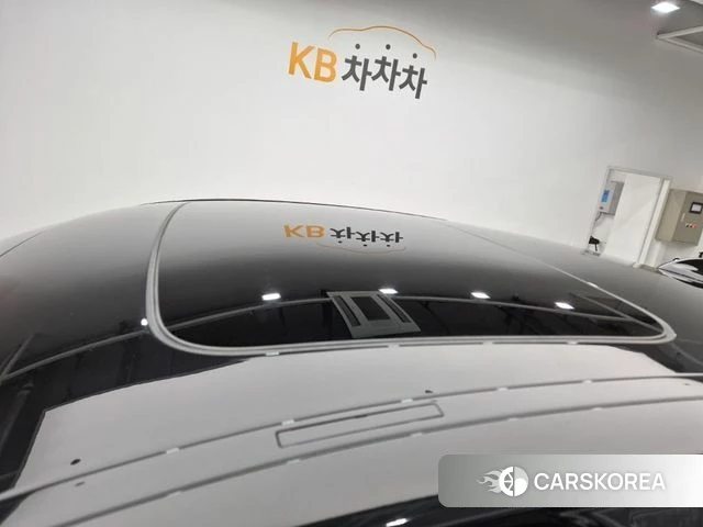 BMW 5 Series (G30) 2018 Черный из Кореи, фото 4