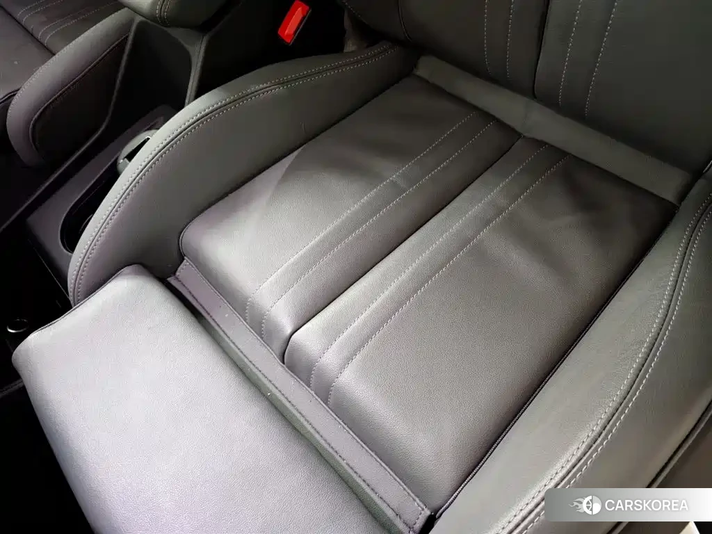 Audi Q5L 2023 Белый из Китая, фото 4