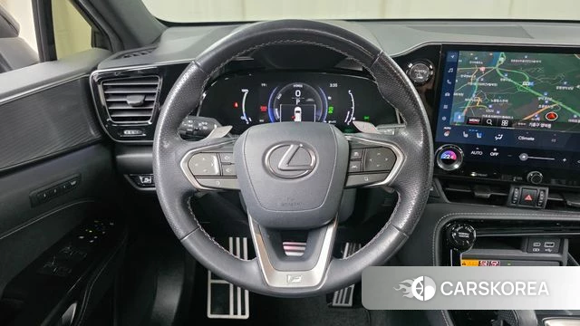 Lexus NX450h + 2nd generation 2022 Черный из Кореи, фото 4