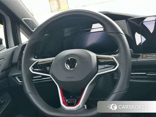 Volkswagen Golf 2022 Белый из Китая, фото 4