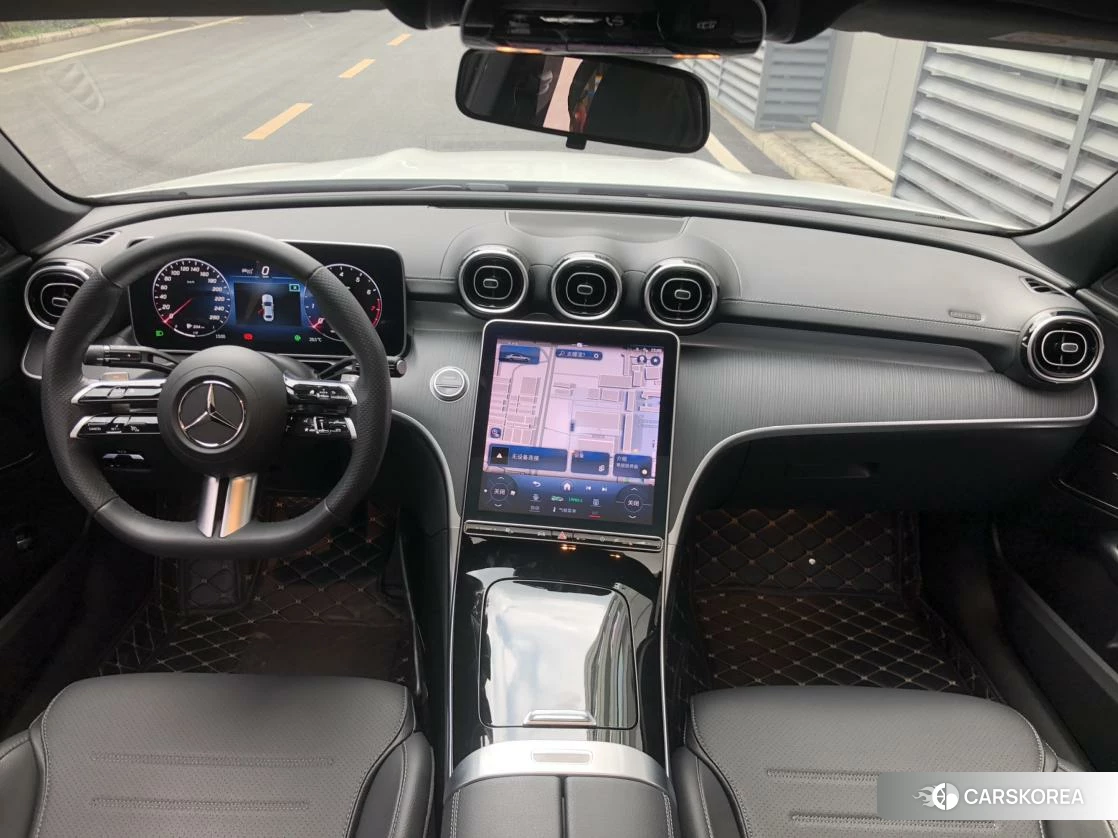 Mercedes-Benz C-class 2023 Белый из Китая, фото 4