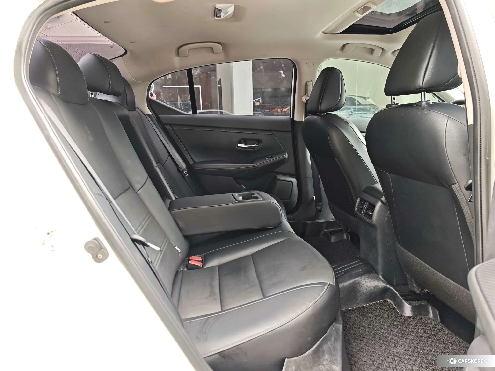 Nissan Sylphy 2021 Белый из Китая, фото 4