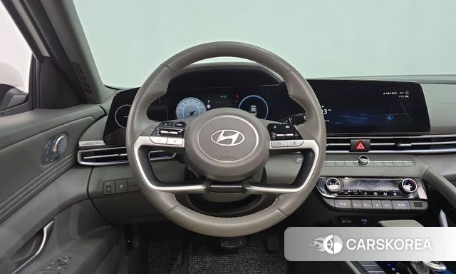Hyundai The New Avante (CN7) 2023 Белый из Кореи, фото 4