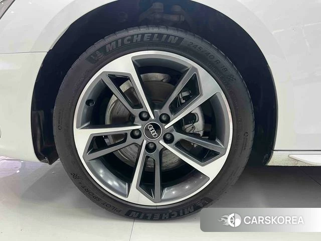 Audi A4L 2024 Белый из Китая, фото 4