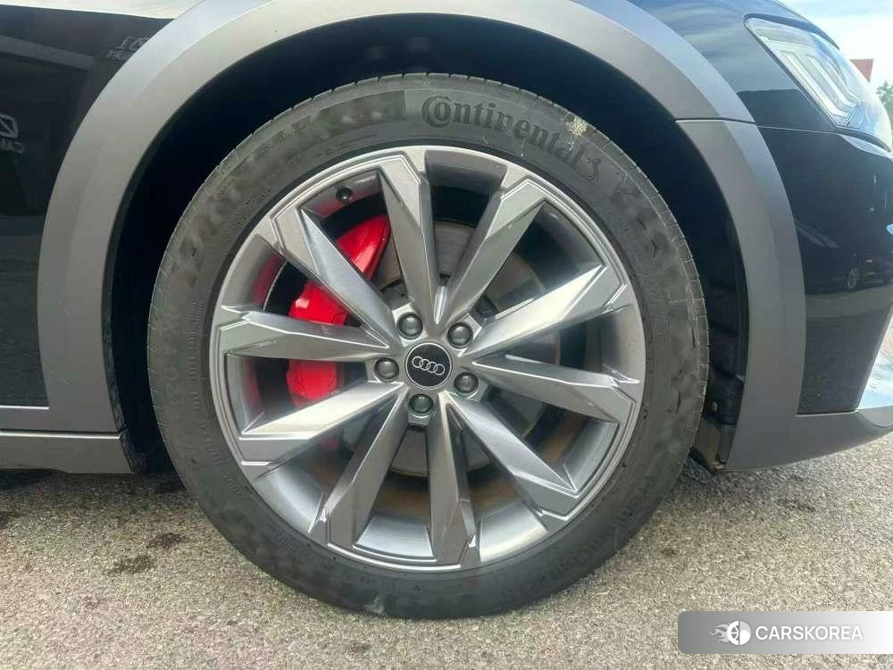 Audi A6 2023 Черный из Китая, фото 4