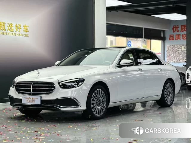 Mercedes-Benz E-Class 2021 Белый из Китая, фото 4